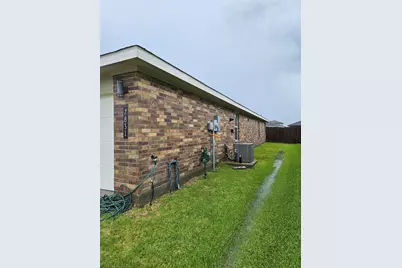 7831 Murciana Drive, Rosharon, TX 77583 - Photo 3