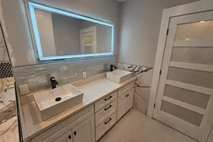 15 Delmar St, Houston, TX 77011 - Photo 13