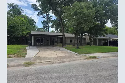 10518 Royal Oaks Drive, Houston, TX 77016 - Photo 13