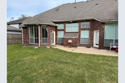 3607 Emerald Falls Drive, Houston, TX 77059 - Photo 33