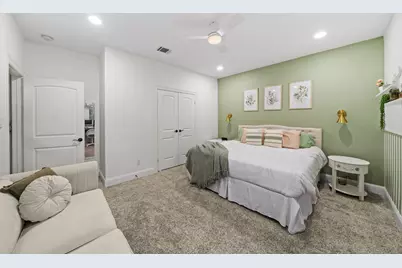 1835 Hewitt Drive, Houston, TX 77018 - Photo 37