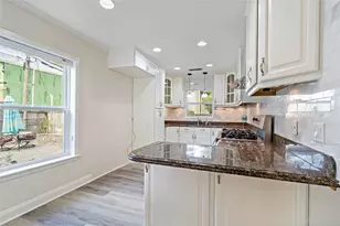 2530 Wordsworth St, Houston, TX 77030 - Photo 9