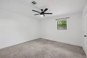 6735 Grovewood Ln, Houston, TX 77008 - Photo 19
