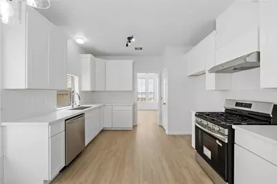 10418 N Shadowdale Drive, Houston, TX 77041 - Photo 9