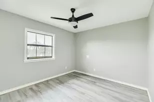 17251 County Rd 945D, Brazoria, TX 77422 - Photo 9