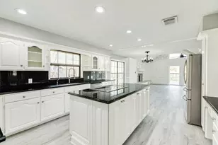 17251 County Rd 945D, Brazoria, TX 77422 - Photo 5