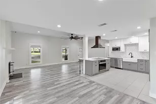 655 Avenue L, Dickinson, TX 77539 - Photo 11