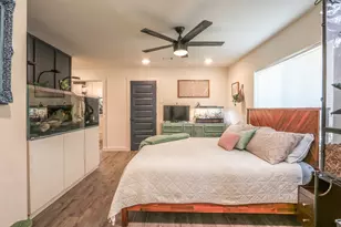 2575 Cliff Dr, Dickinson, TX 77539 - Photo 15