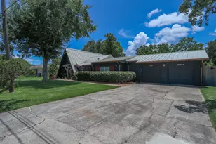 2575 Cliff Dr, Dickinson, TX 77539 - Photo 5