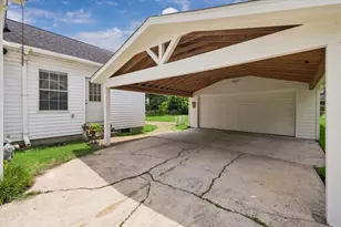 327 W 31st St, Houston, TX 77018 - Photo 13