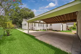 327 W 31st St, Houston, TX 77018 - Photo 5