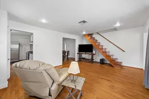 327 W 31st St, Houston, TX 77018 - Photo 33