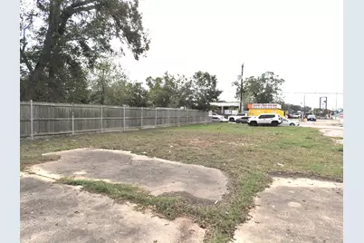 6702 Bellfort Street, Houston, TX 77087 - Photo 5