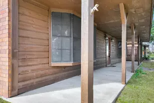 3105 Price St, Nederland, TX 77627 - Photo 3