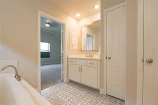 4610 Center St, Houston, TX 77007 - Photo 23