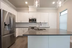 4610 Center St, Houston, TX 77007 - Photo 7