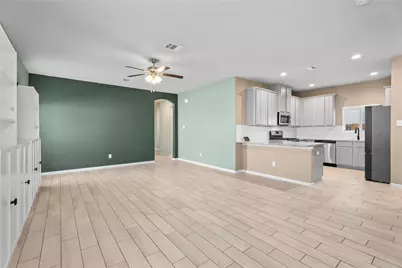 24717 Teton Hollow Trail, Houston, TX 77336 - Photo 7