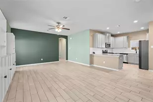 24717 Teton Holw Trl, Houston, TX 77336 - Photo 7