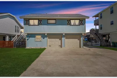 12 S Sandpiper Street, La Marque, TX 77568 - Photo 1