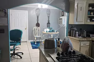 855 Alma St, Beaumont, TX 77705 - Photo 5