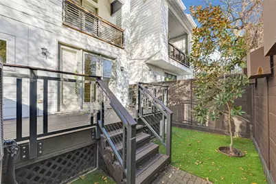 1750 W 23rd Street, Houston, TX 77008 - Photo 3