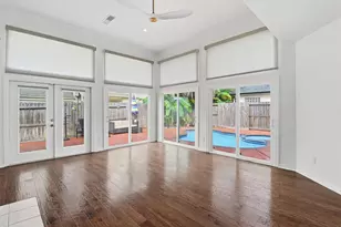 201 Las Brisas St, Kemah, TX 77565 - Photo 11