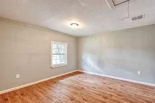 14427 Campden Hill Rd, Houston, TX 77045 - Photo 5