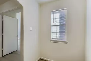 826 Forest Hillside Ln, Houston, TX 77067 - Photo 25