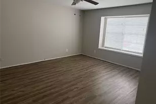 4444 Victory Dr, Houston, TX 77088 - Photo 9