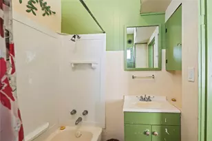 620 Ball, Galveston, TX 77550 - Photo 15