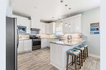 1390 County Road 201, Sargent, TX 77414 - Photo 7