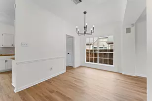 2859 Crest Park Dr, Houston, TX 77082 - Photo 7