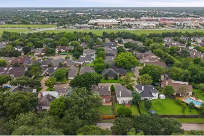 2859 Crest Park Drive, Houston, TX 77082 - Photo 37