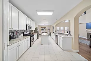 7519 Summer Shore Dr, Rosenberg, TX 77469 - Photo 5