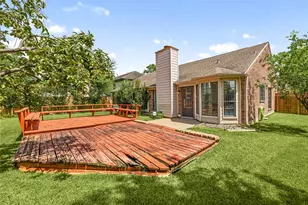 15107 Berkshire Green Dr, Houston, TX 77083 - Photo 23