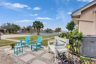 10109 Schaper Rd, Galveston, TX 77554 - Photo 25