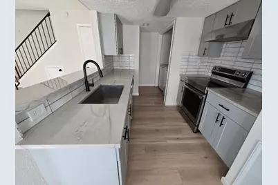 5640 Birchmont Drive #C, Houston, TX 77091 - Photo 3