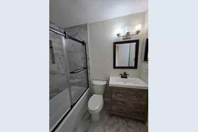 5640 Birchmont Drive #C, Houston, TX 77091 - Photo 17