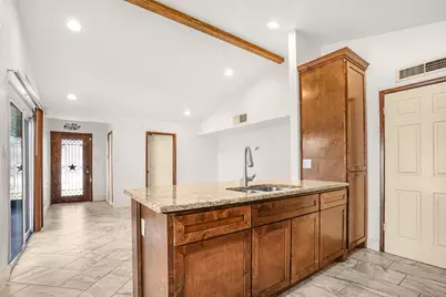 5609 Hollow Pines Drive, Houston, TX 77049 - Photo 11