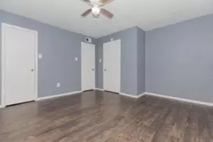 801 S Allen Genoa Rd, Houston, TX 77587 - Photo 5