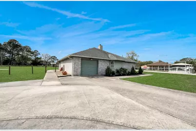 3608 Kristen Drive, Highlands, TX 77562 - Photo 7