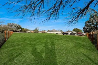 3608 Kristen Drive, Highlands, TX 77562 - Photo 39