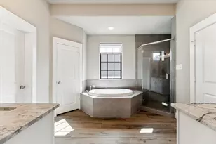 1214 W 25th St, Houston, TX 77008 - Photo 21