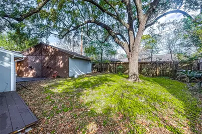 7810 Locke Lane, Houston, TX 77063 - Photo 37