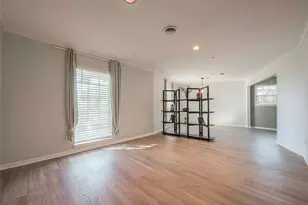7810 Locke Ln, Houston, TX 77063 - Photo 27