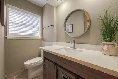 7810 Locke Lane, Houston, TX 77063 - Photo 21