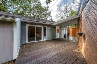 7810 Locke Lane, Houston, TX 77063 - Photo 3