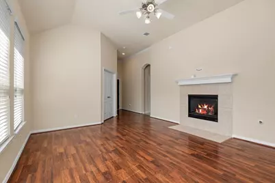 2217 Pine Creek Court, Conroe, TX 77301 - Photo 5