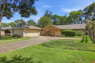 6355 Friar Tuck Ln, Beaumont, TX 77707 - Photo 3