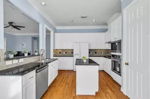 2819 Briarhurst Park, Houston, TX 77057 - Photo 7